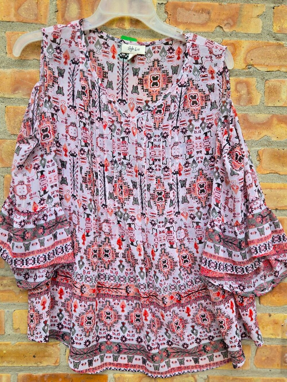 Peek a Boo Shoulder Print Blouse